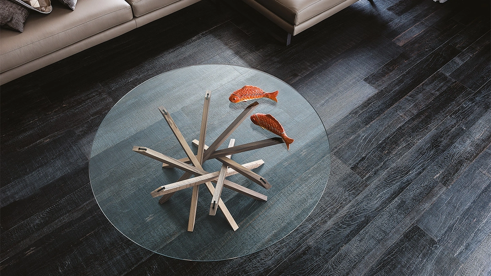 Tavolino Atari in cristallo con base in legno di Cattelan Italia