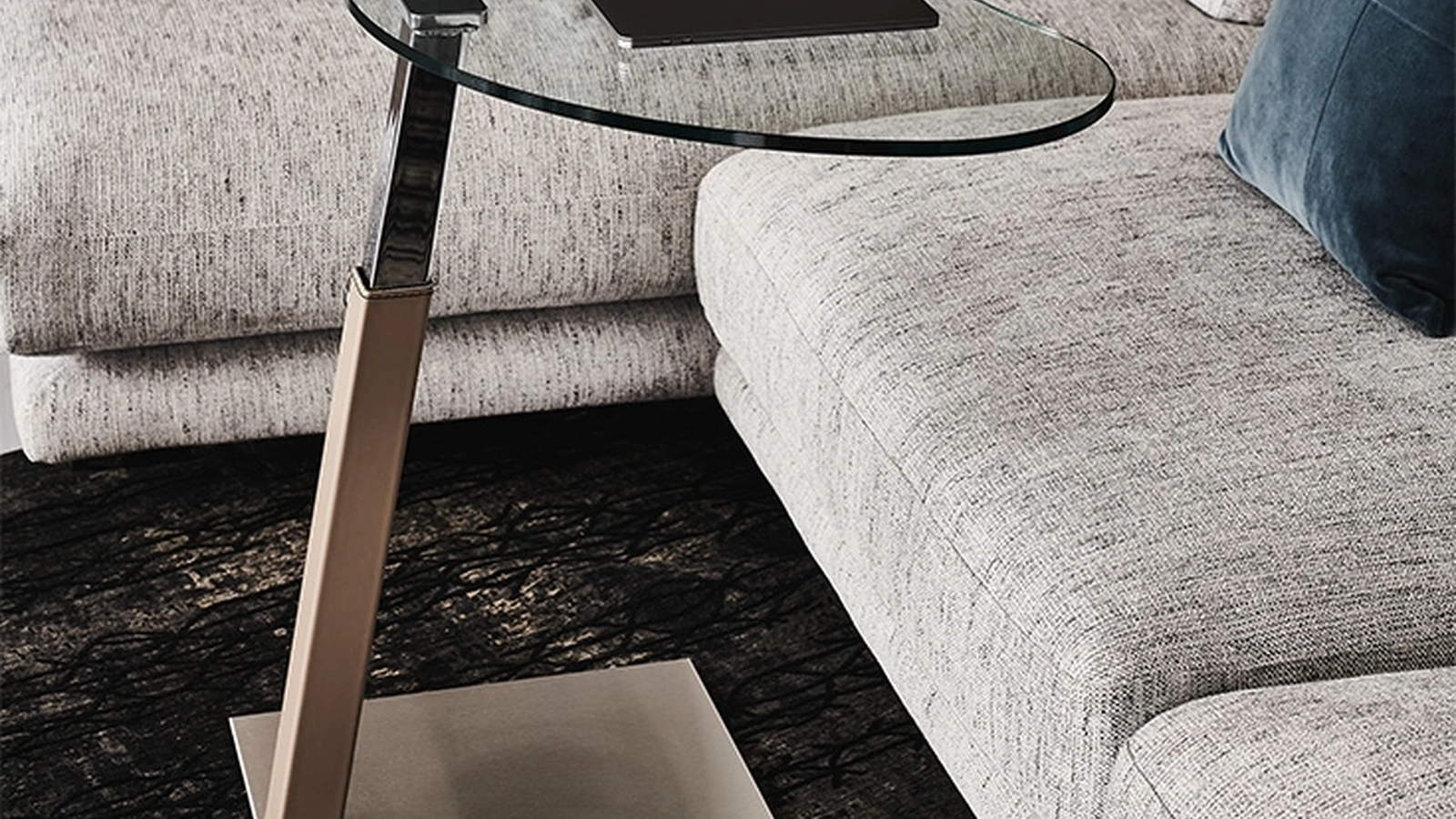 Tavolino in vetro e acciaio inox Lap di Cattelan Italia