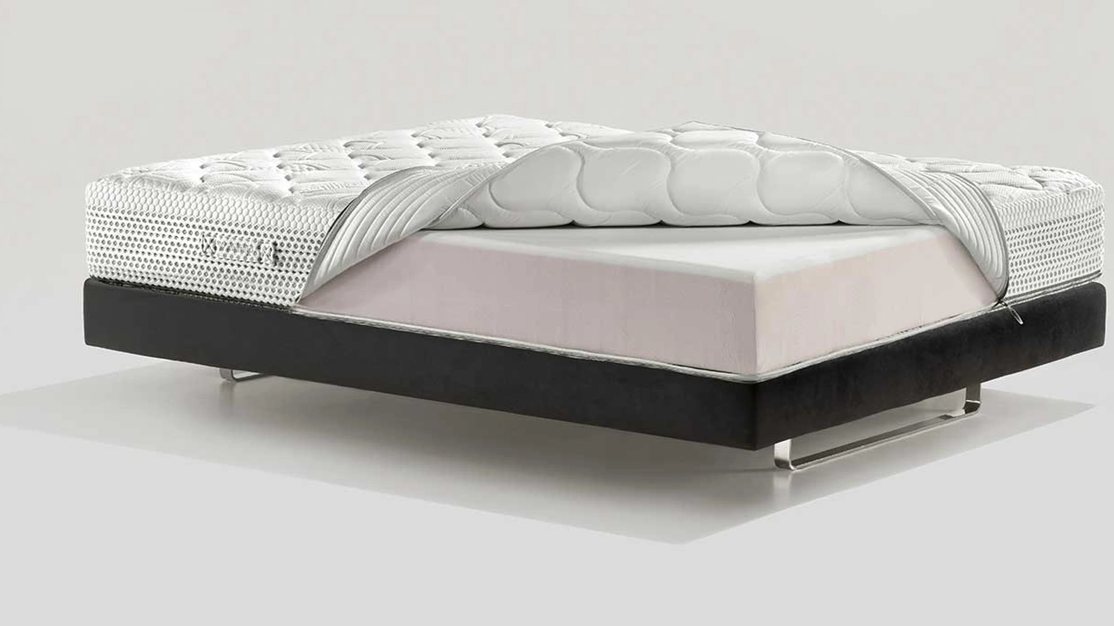 Materasso Classico Massaggio Deluxe in elioform e memory di Magniflex