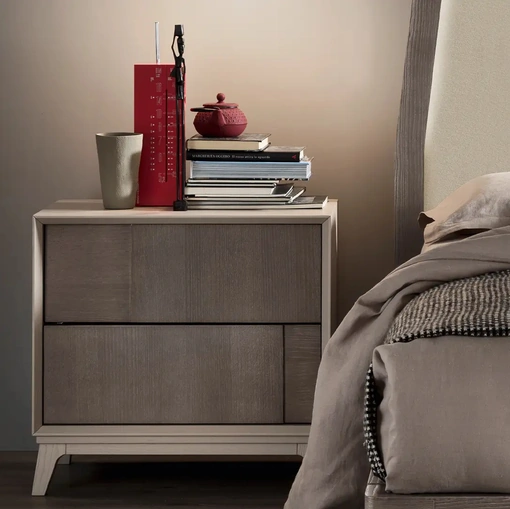 Comodino Curcuma in legno di Frassino di Le Fablier