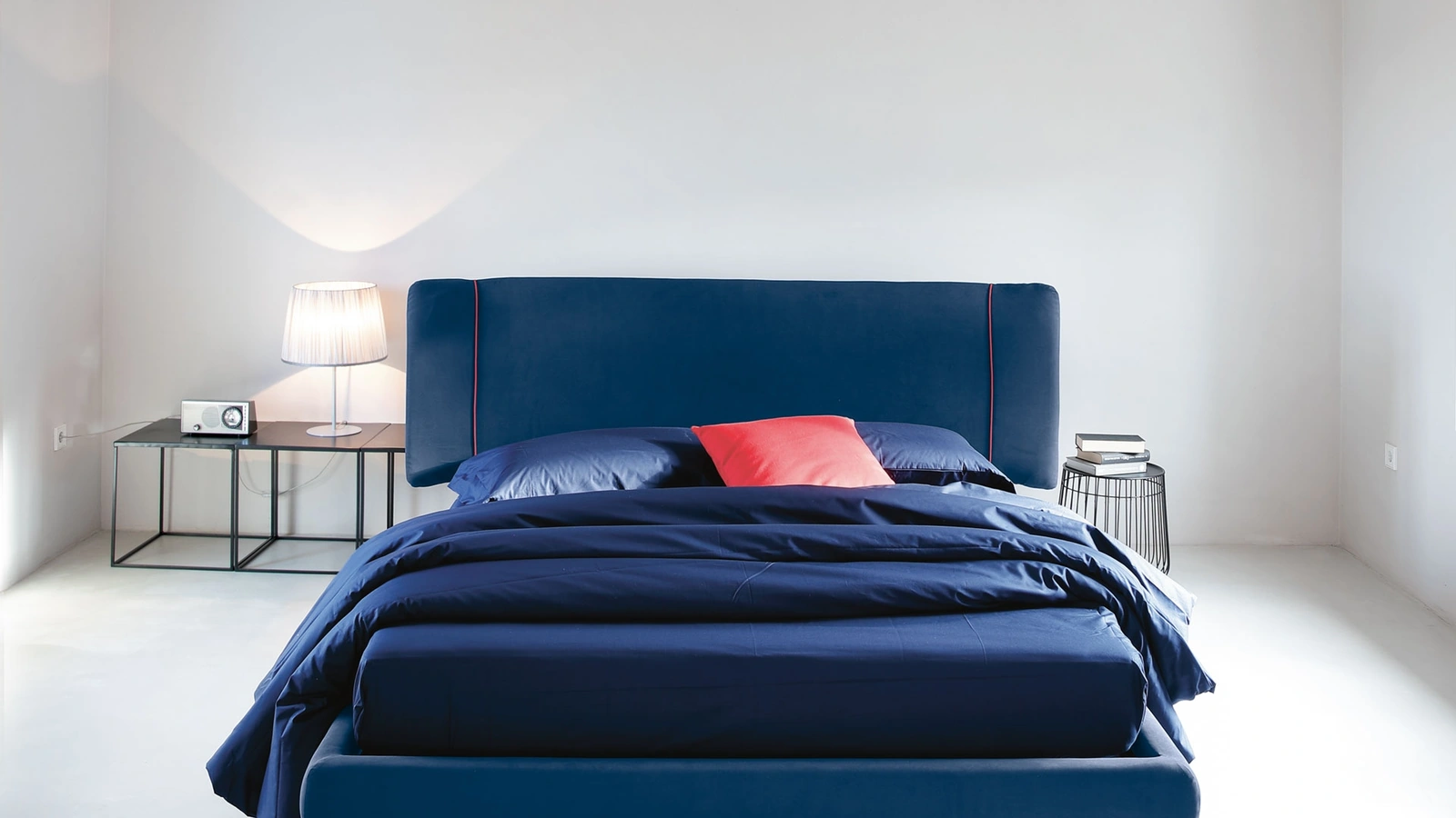 Letto in tessuto Hug Two di Noctis