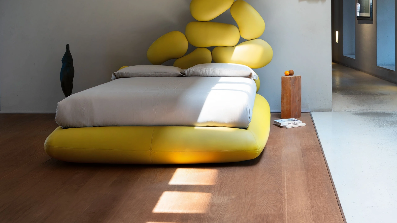 Letto di design Stones di Noctis