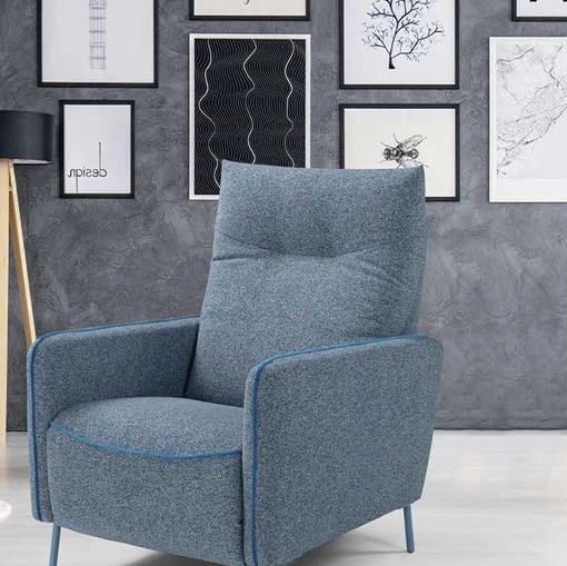 Poltrona relax in tessuto imbottito con meccanismo recliner Tortona di Vis Comoda