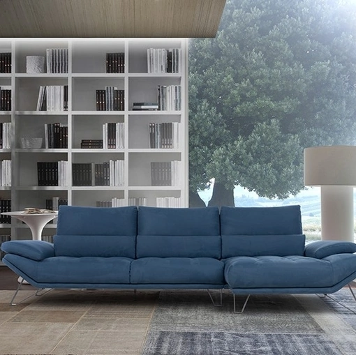 Divano in microfibra con penisola Fly 2|0 di Calia