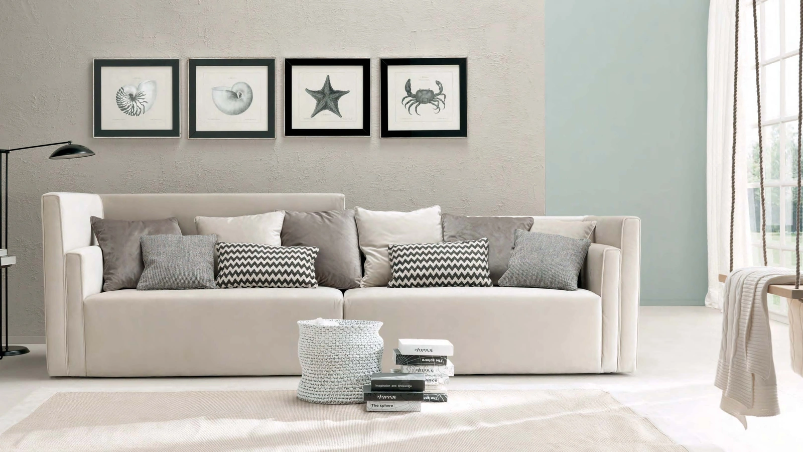 Divano lineare Ghiaccio di TreCi Salotti