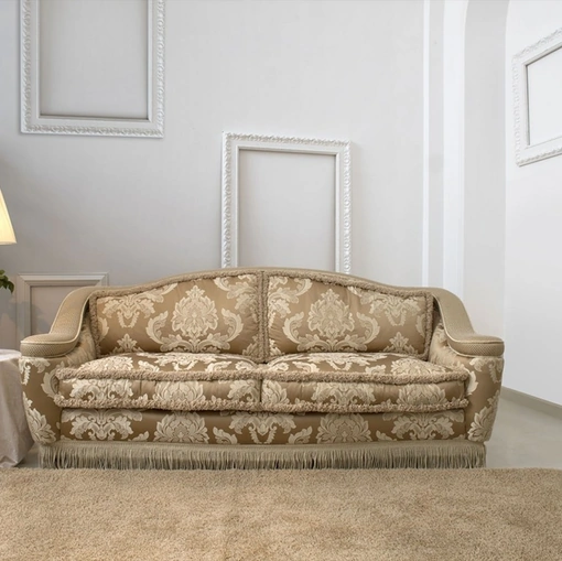 Divano Maugeri di TreCi Salotti