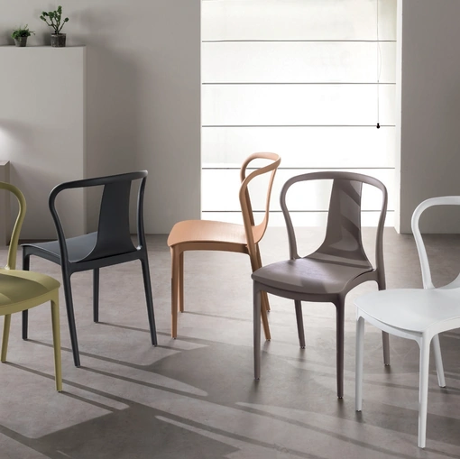 Sedia impilabile Arisa in polipropilene di Gipi Le Sedie