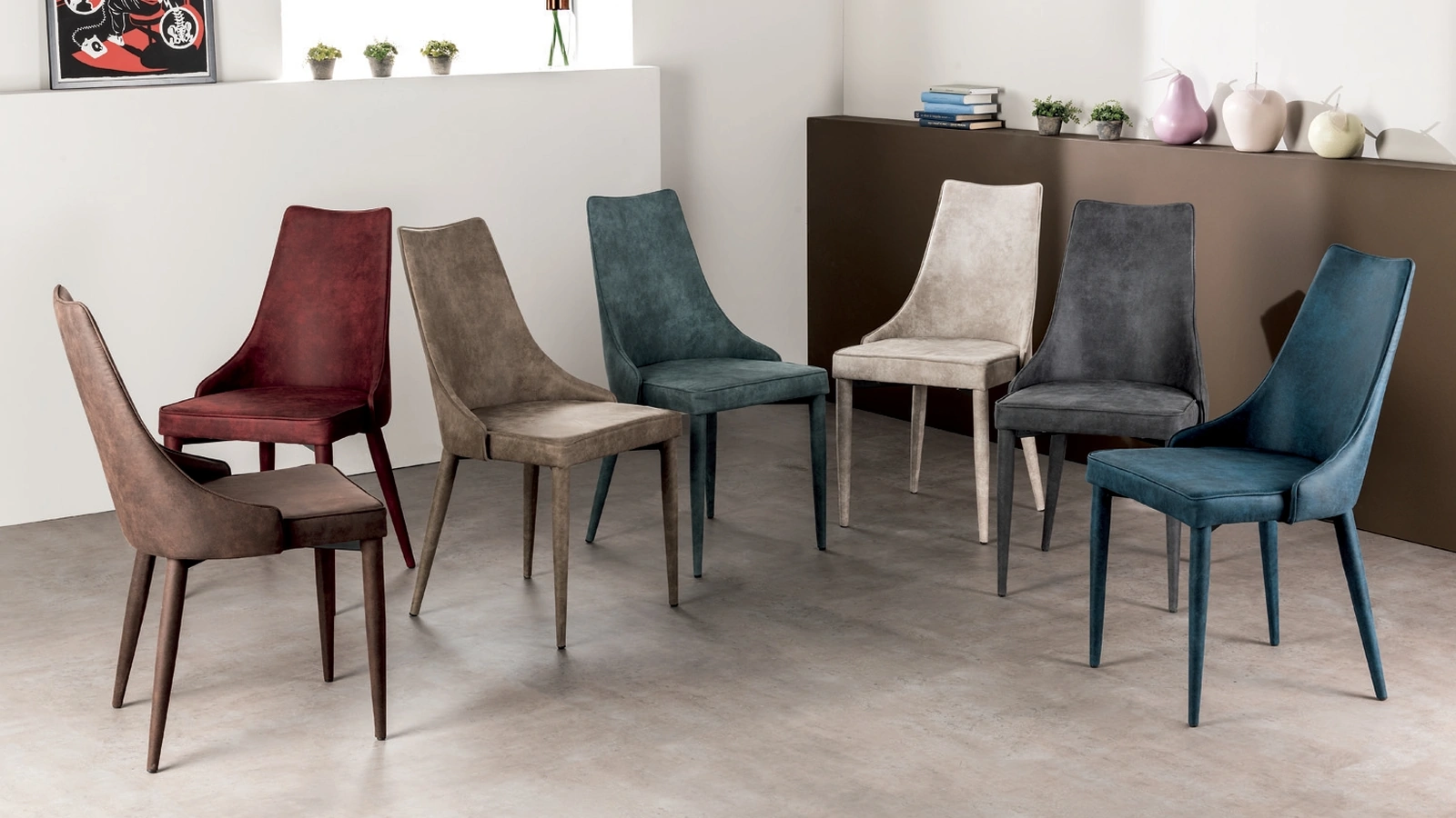 Sedia Carmen completamente rivestita in ecopelle di Gipi Le Sedie