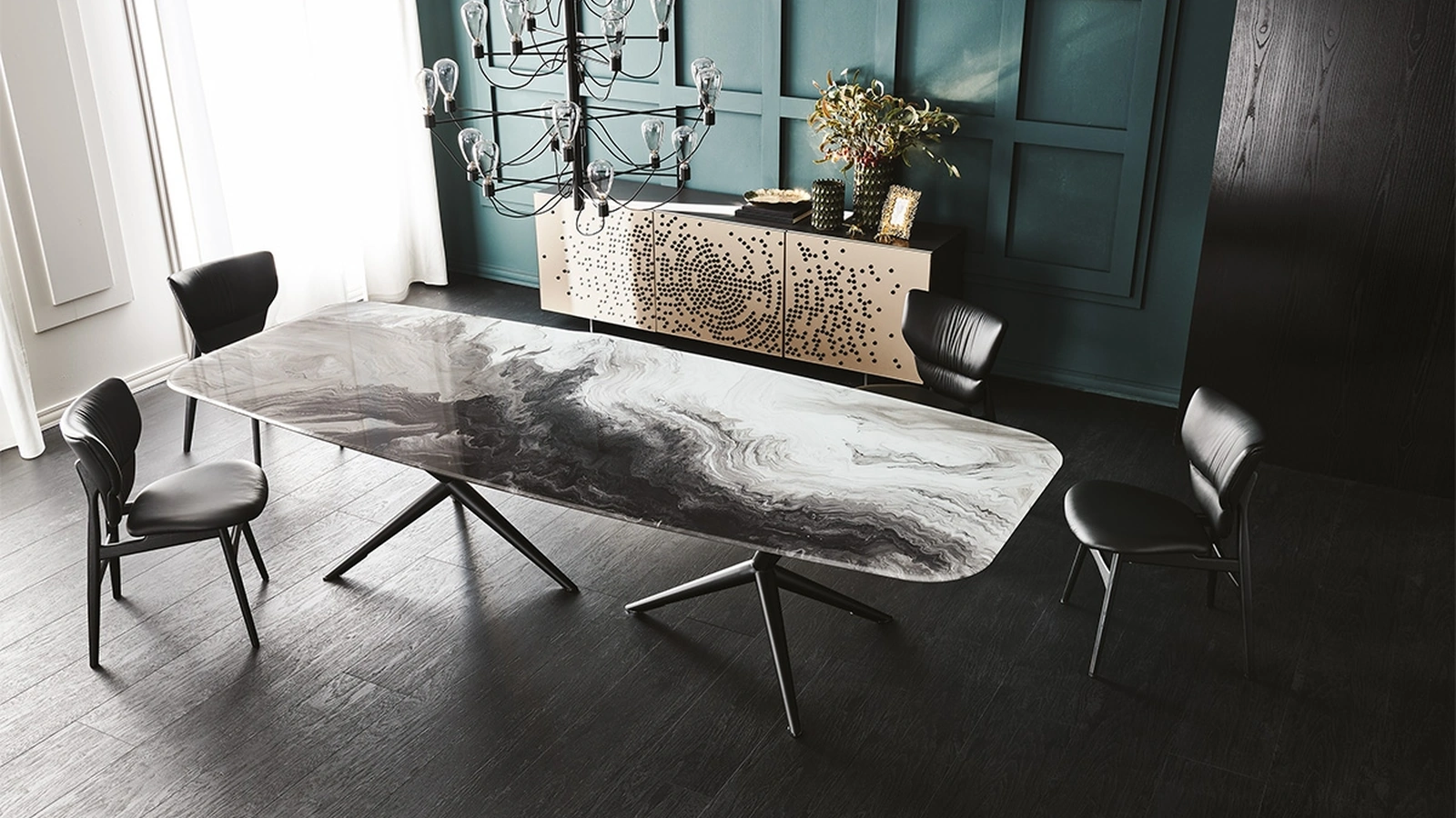 Tavolo Atlantis Crystalart di Cattelan Italia