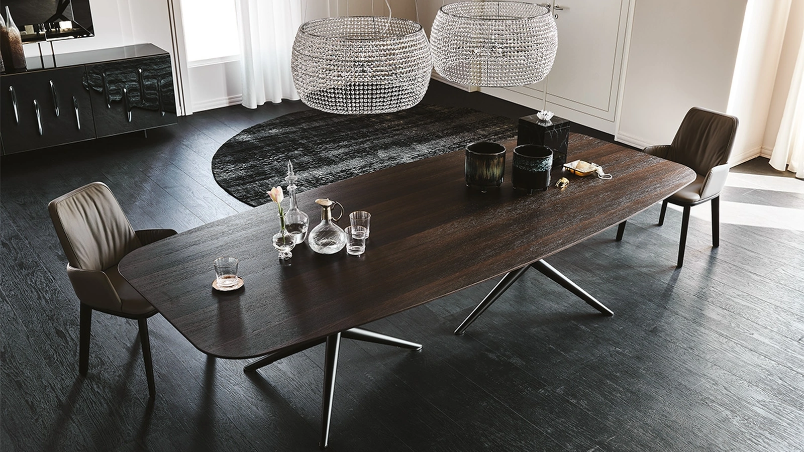 Tavolo con base in acciaio verniciato e piano in noce Atlantis Wood di Cattelan Italia