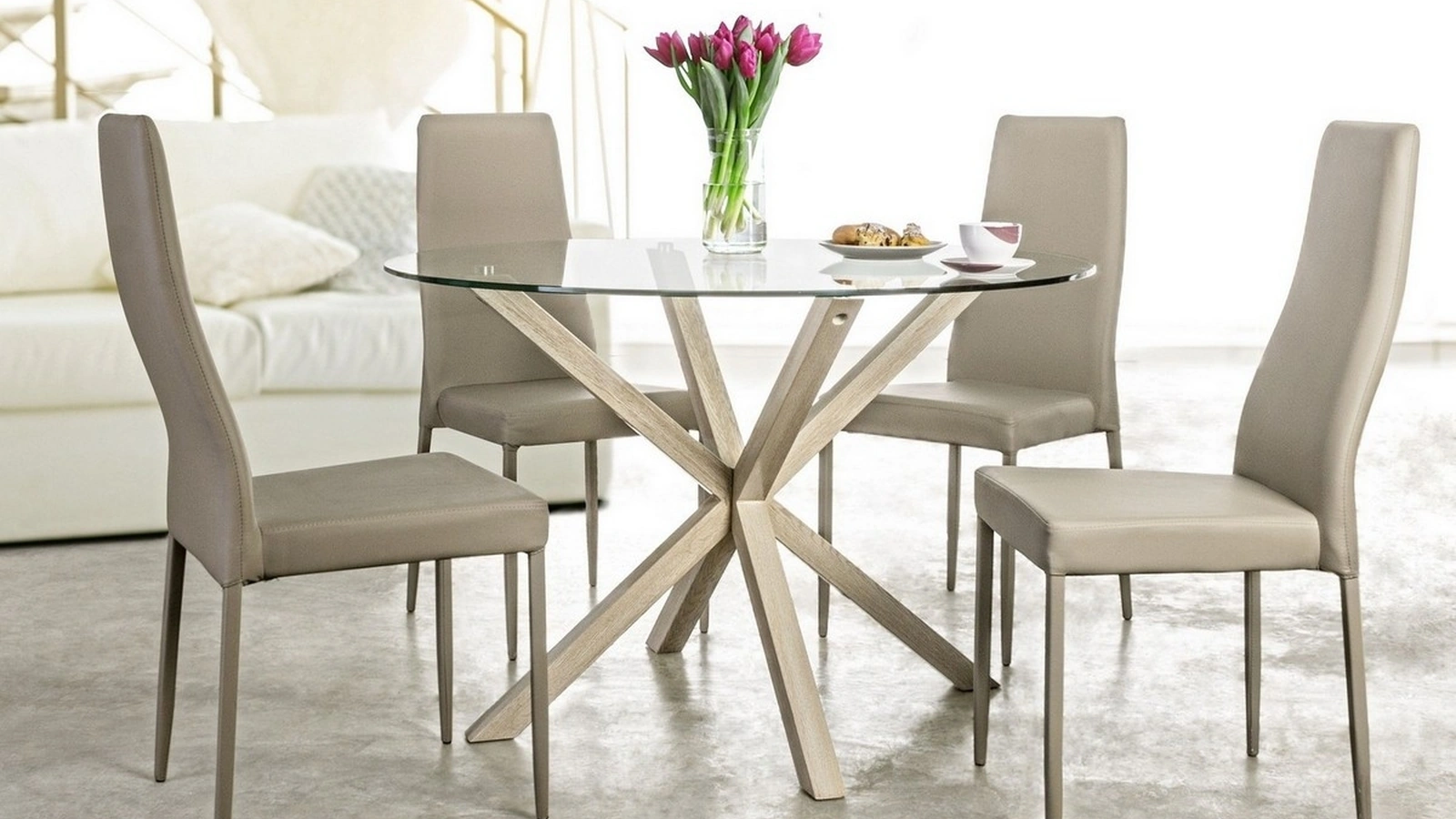 Tavolo rotondo in vetro e acciaio finitura legno May di Bizzotto