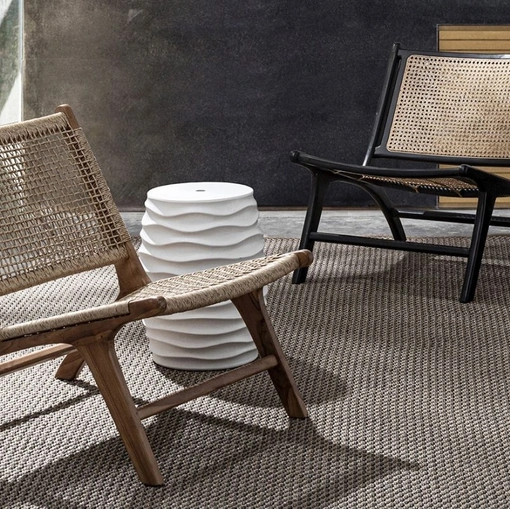 Poltrona da giardino in fibra sintetica e Teak Adelita di Bizzotto