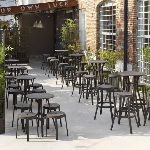 Tavolini e sgabelli per esterno Combo di Nardi