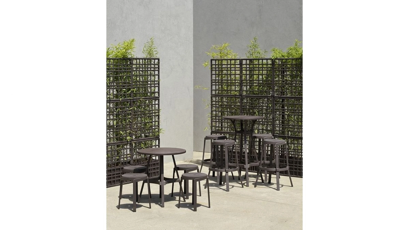 Tavolini e sgabelli per esterno Combo di Nardi