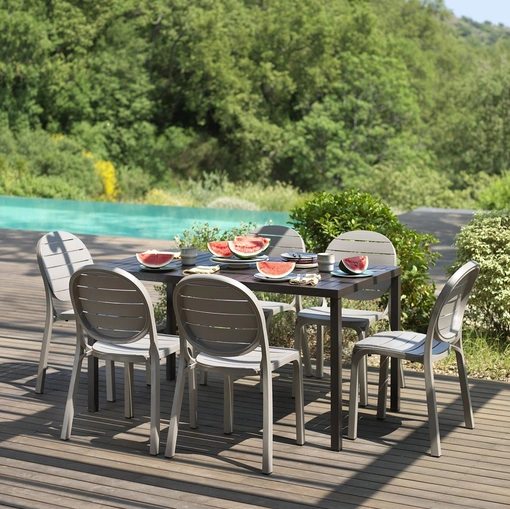 Tavolo per esterni in polipropilene con gambe in metallo Cube 140x80 di Nardi