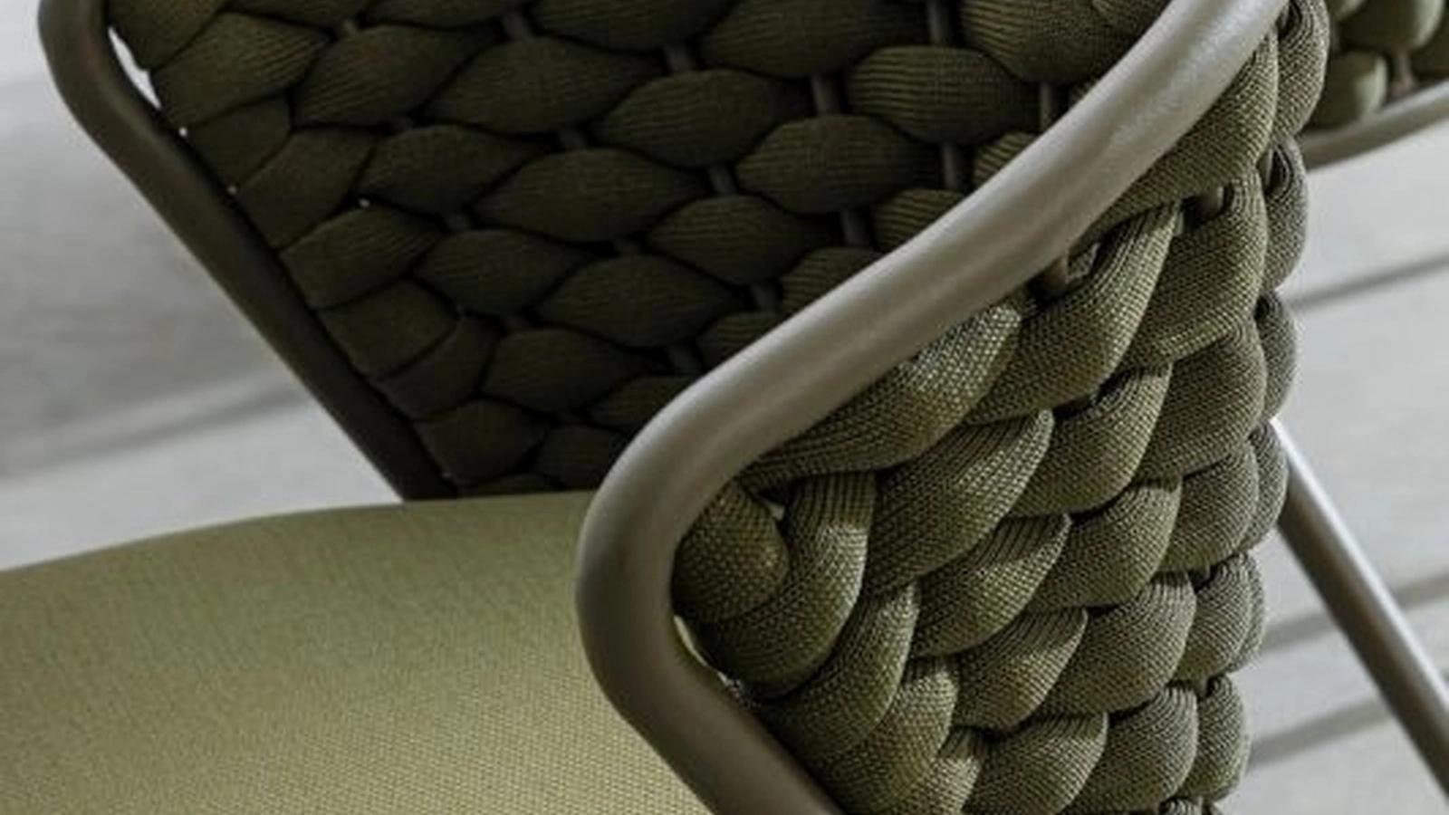 Sedia Harlow in tessuto e alluminio di Bizzotto