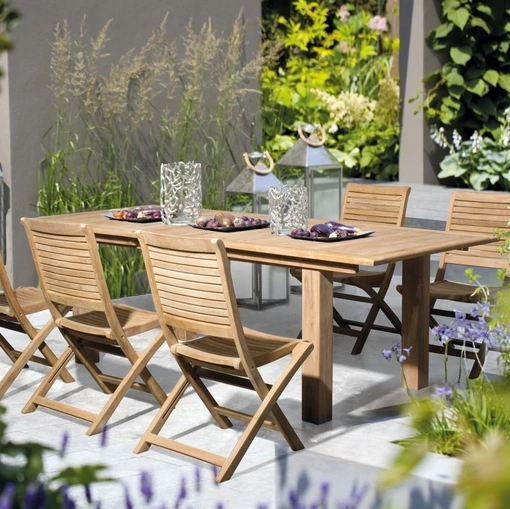 Tavolo e Sedie Maryland in teak di Bizzotto