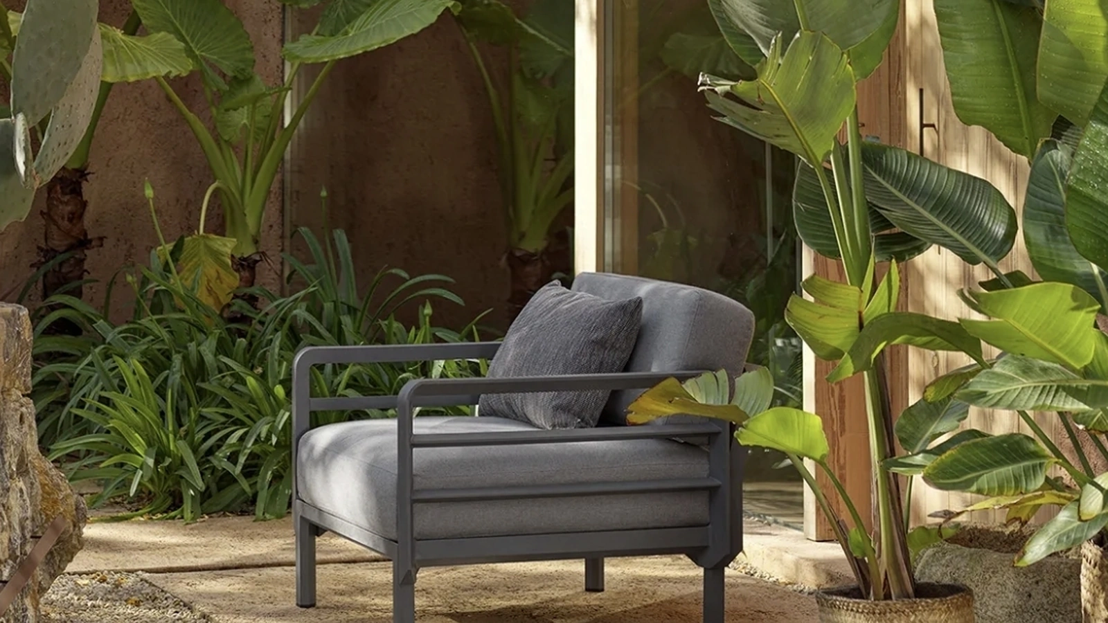 Poltrona in polipropilene e tessuto Maximo di Nardi