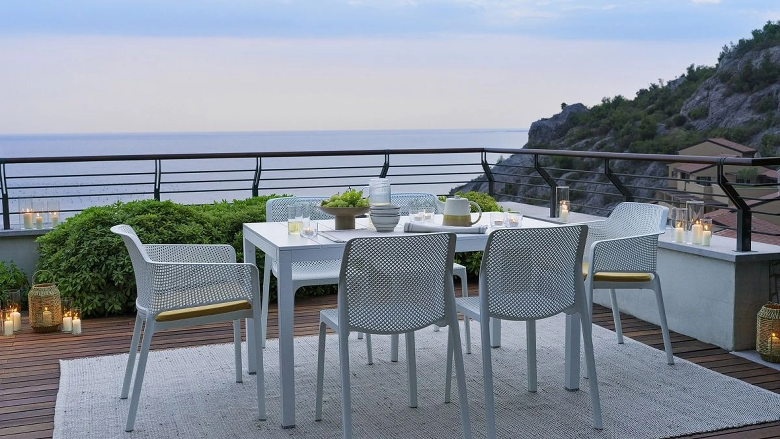 Sedia per esterni impilabile Net di Nardi