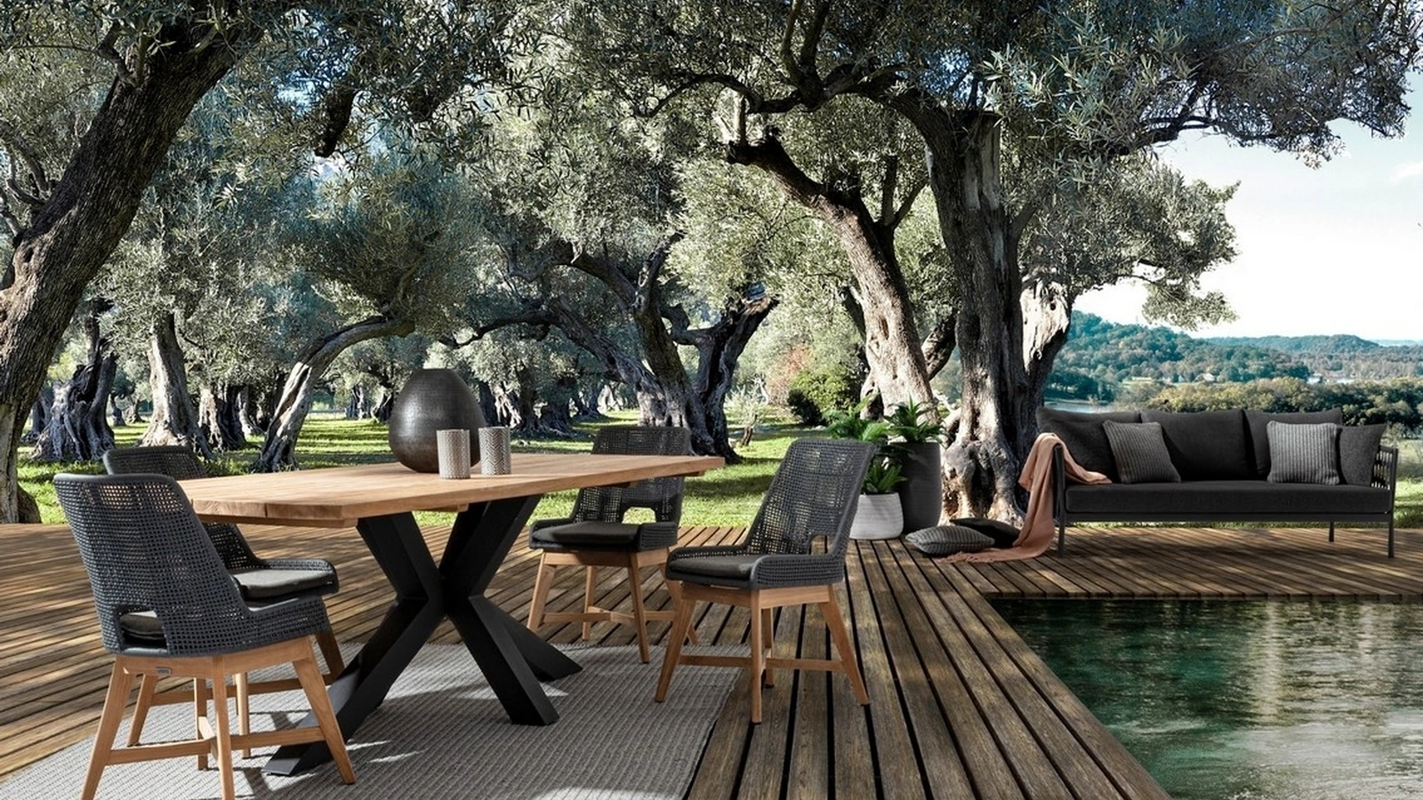 Tavolo in Teak riciclato e alluminio Ramsey di Bizzotto